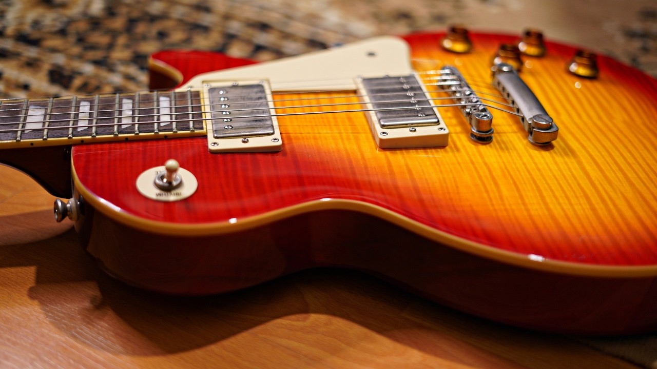 Learn Scales Rock Guitar Backing Track in A Minor