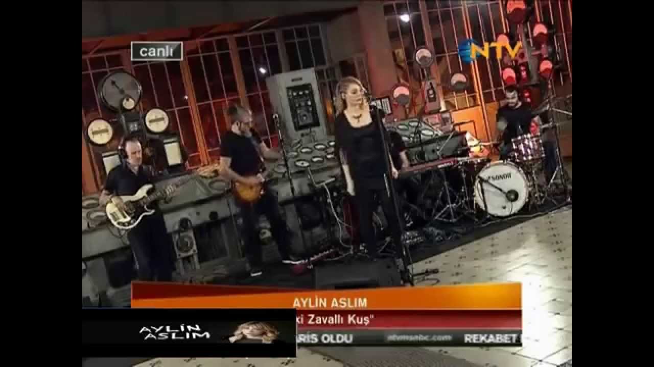 Aylin Aslım -  İki Zavallı Kuş (Canlı Performans)