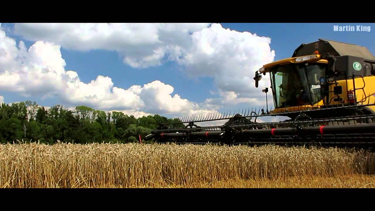 2x New Holland CR 9080 Elevation + MacDon D60-S