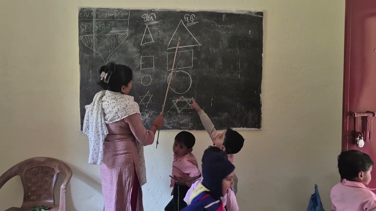 DECE Project - Learn big and small ( ବଡ ଓ ସାନ )👧🧒🧏‍♂️🧏‍♀️🙂☺️🤗