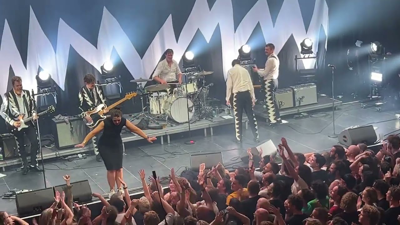 The Hives - Come On! & Tick Tick Boom, live at Paradiso Amsterdam, September 25th 2023