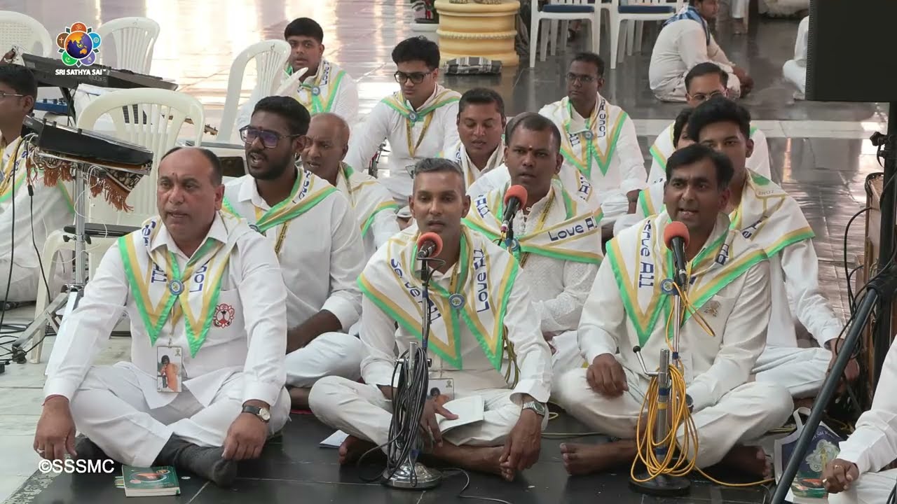Vedam Chanting by Zone 9 Devotees | 14 Dec 2025 Evening