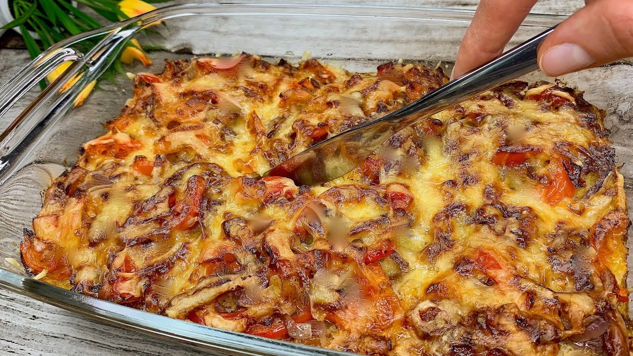 Просто натрите картофель, чтобы приготовить это вкусное блюдо! Дешево и легко!