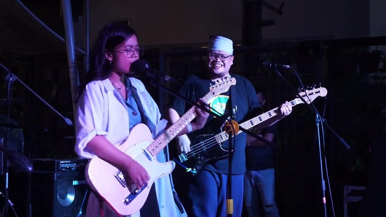 Alvvays - Pharmacist (Cover by Nikki Nava)