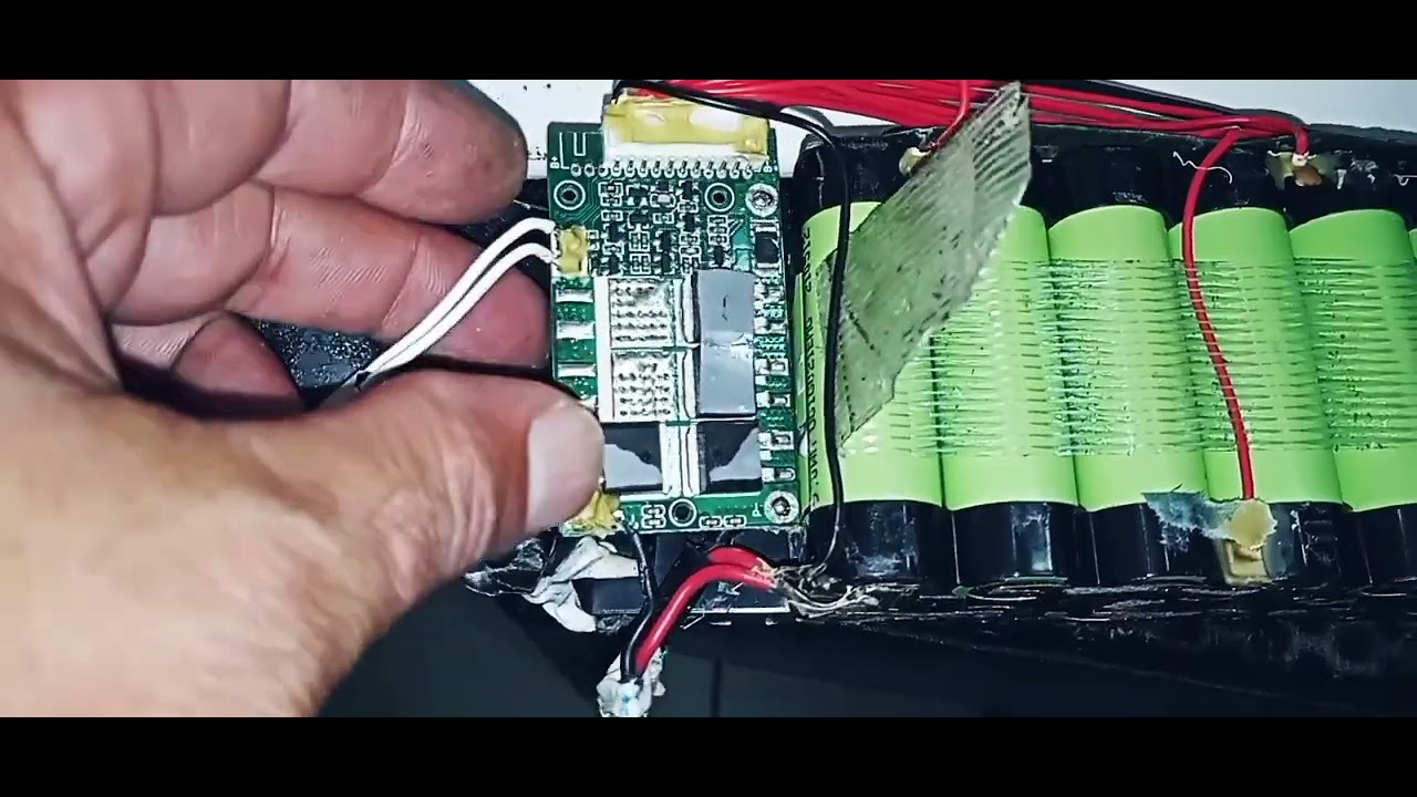 RoRoTEC reparación de monopatín electrico copia de xiaomi daño en bms de la bateria bien explicado