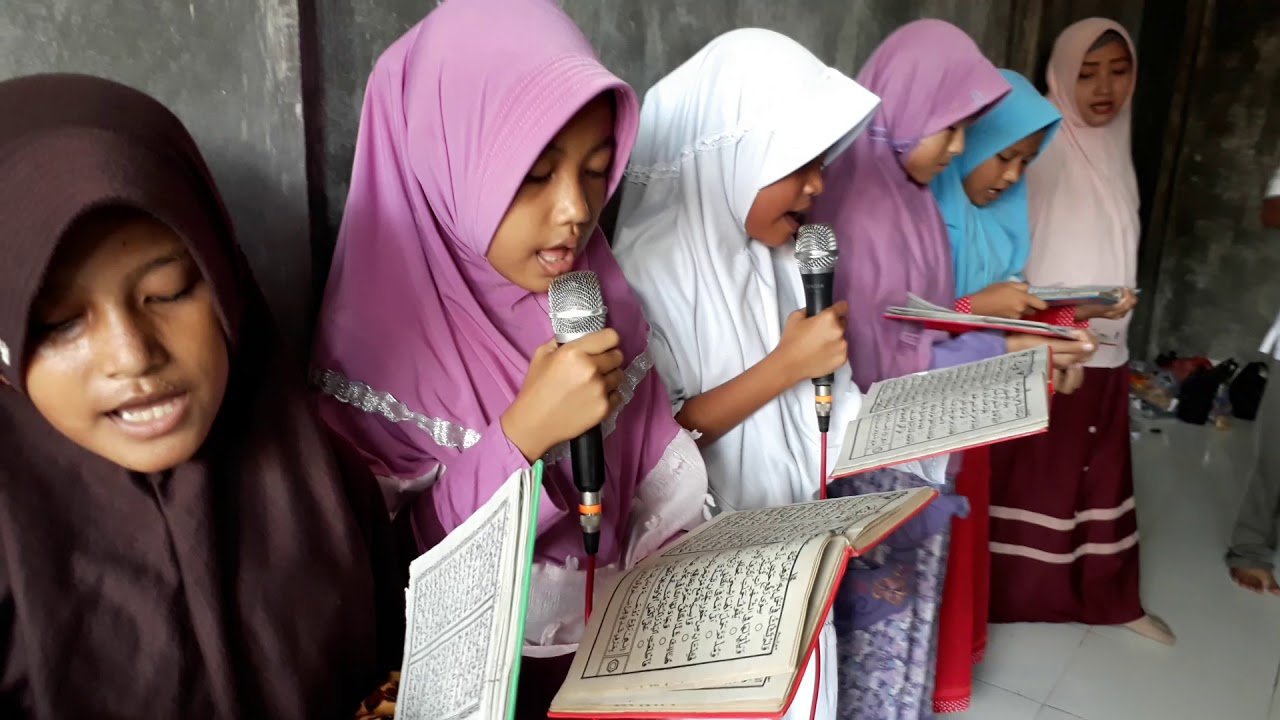 membaca Barzanji di MIT Pusakajaya