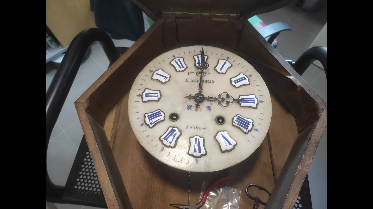 Reloj Isabelino de ojo de buey