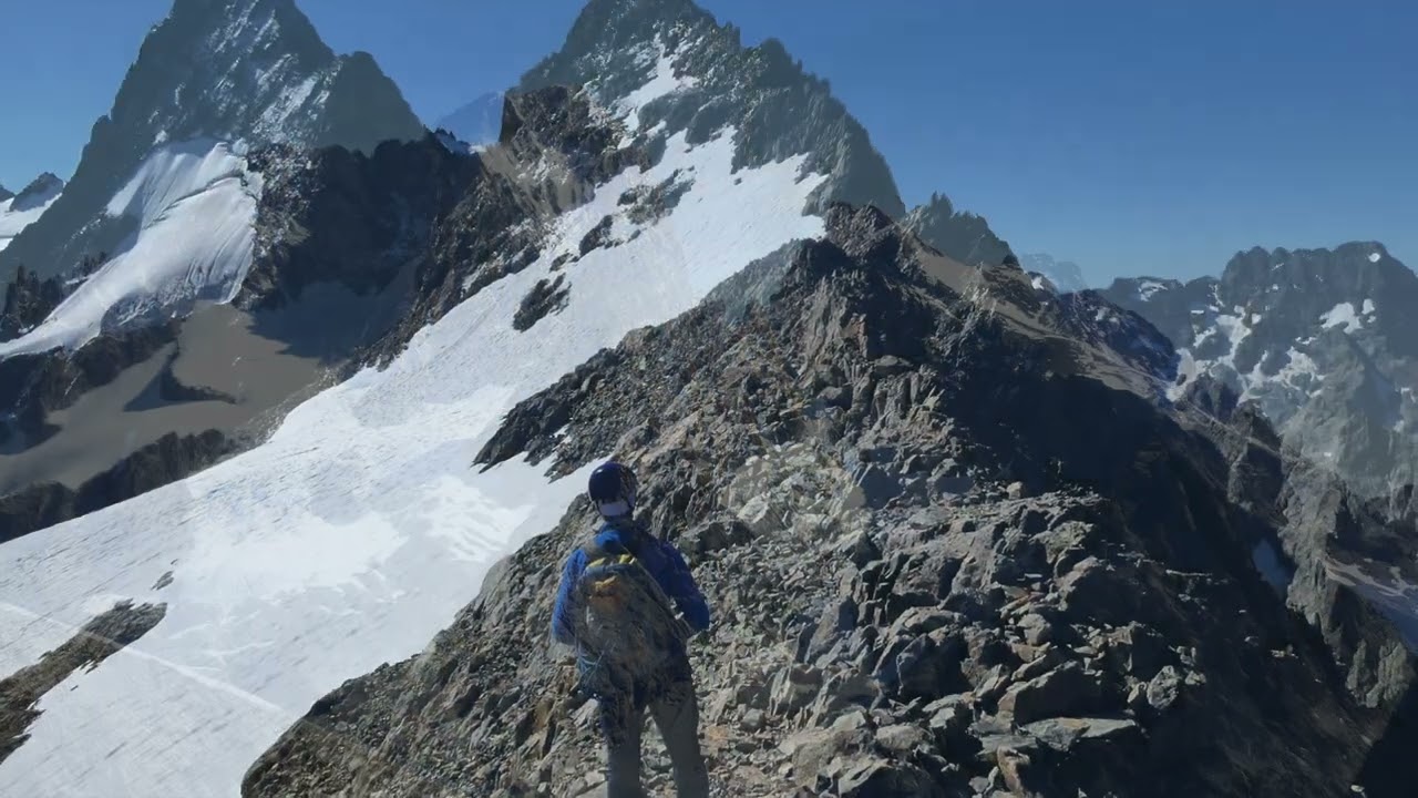 Mont Gioberney 3352 m d'alt dans la vallée de Valgaudemar (22/07/25)