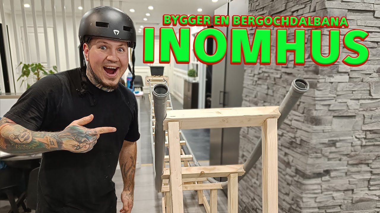 Bygger En Bergochdalbana Inomhus