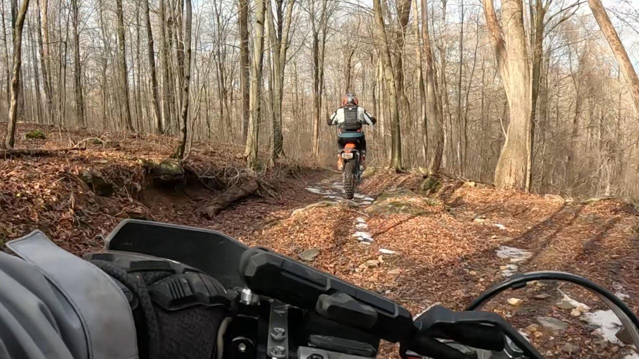 Gary's(and the owl's) video debut on a cool trail with no name....