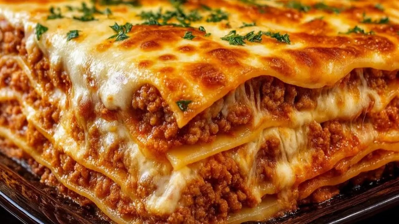 Lasagne mit Hackfleischsauce/ تهیه لازانیا خوشمزه 😋 