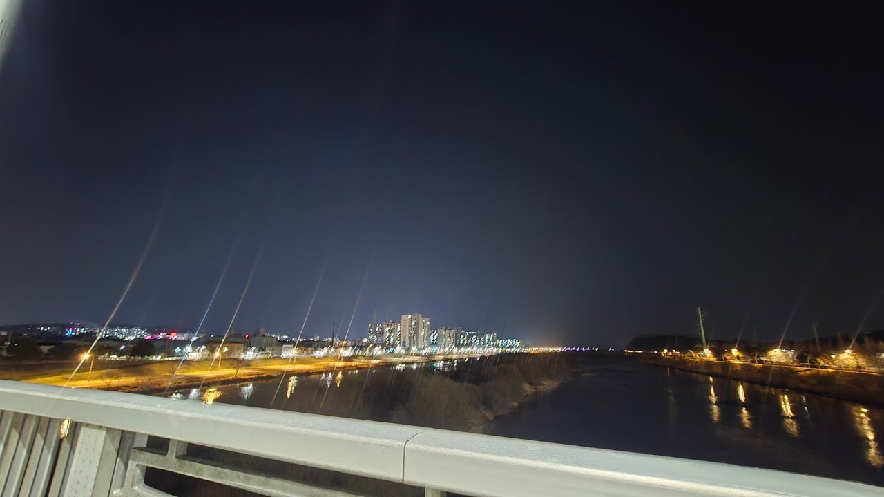 이 새벽에 같이 노래들을사람만 와요