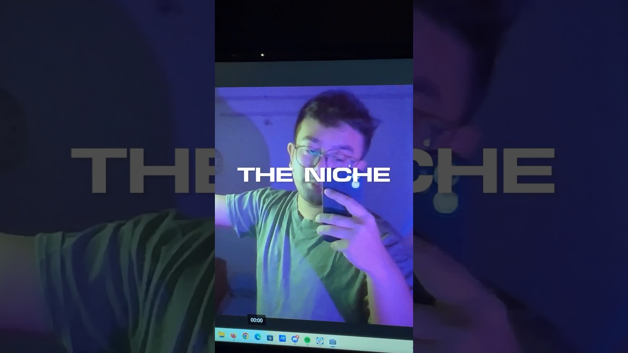 the one with the niche. #creator #vlog #vlogginglife #lifestyle #storytelling #storytime