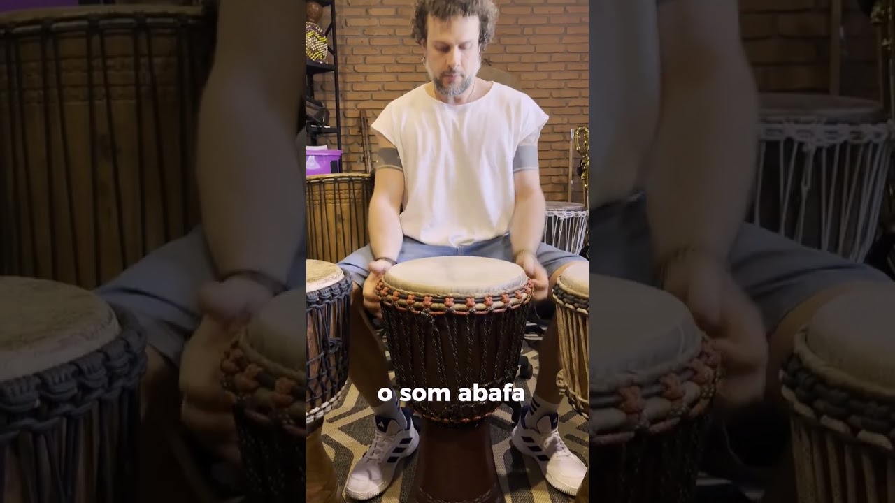 Aula  introdutória de Djembê com o professor André Piruka
