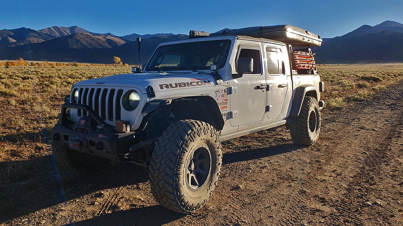 I'M LIVING ON THE ROAD AGAIN!