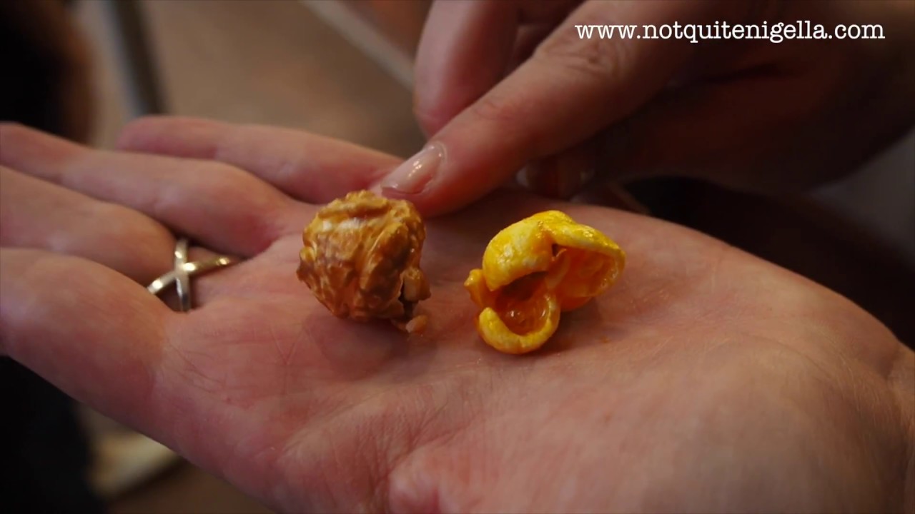 The secret behind one of Chicago's favourite brands, Garrett Popcorn!