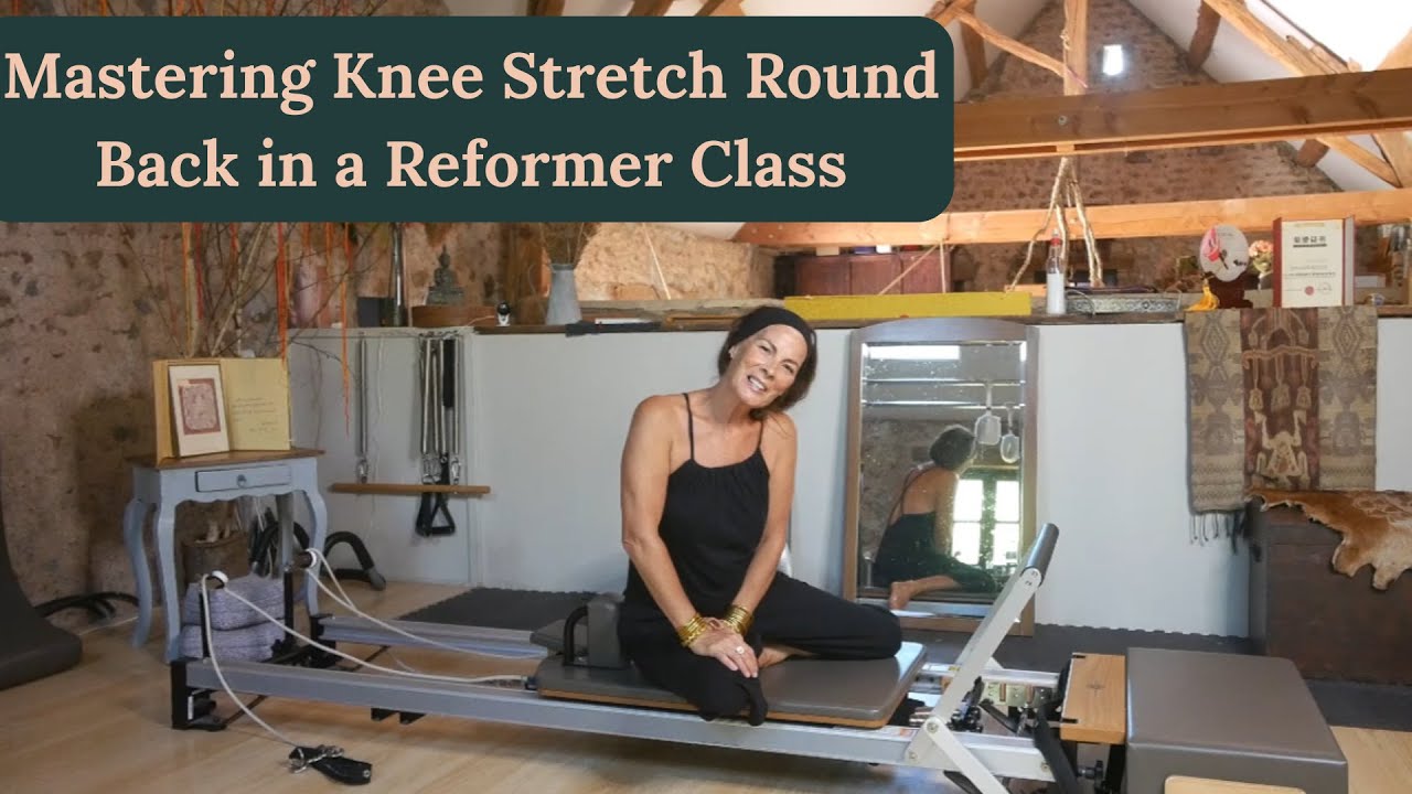 Knee Stretch Round Back | How to Correctly Connect Your Core on the Reformer