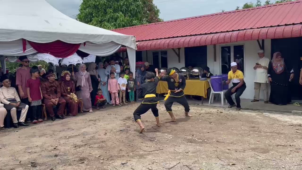 seni silat bunga (buah tangan) kenduri kahwin di temoyong (langkawi) part 2