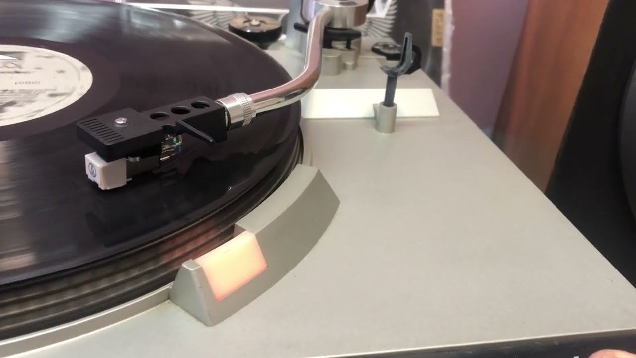 O Rei do Som - Toca Discos Technics SL-230