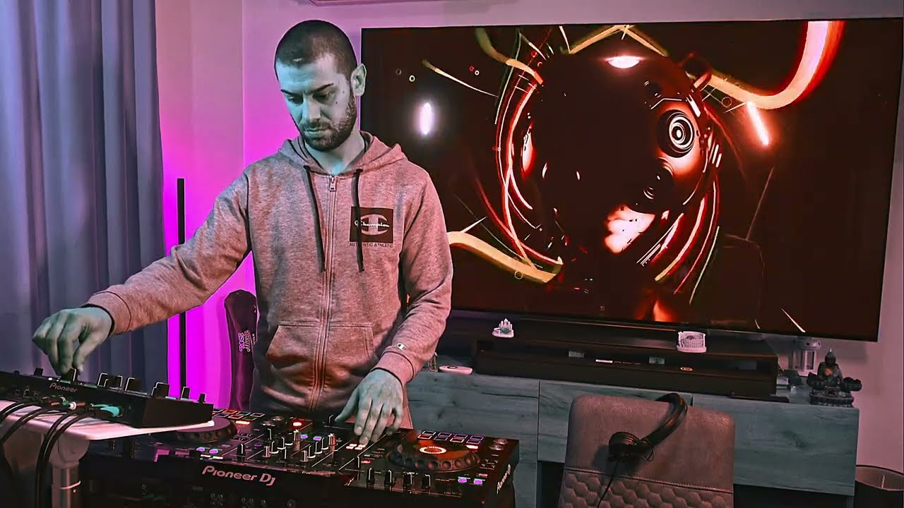 MISHEFF - HomeMix 020 (Melodic-Techno) 28.07.2025  | 4K |  Cool Visuals | Living Room Set |