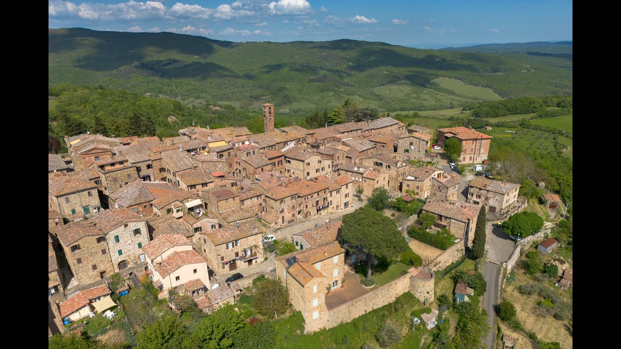 Delizioso appartamento ristrutturato nel borgo medievale di Belforte (Siena)