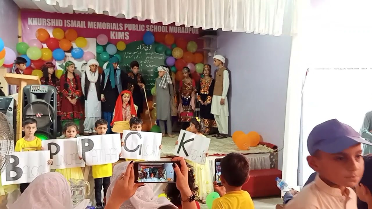 PAKISTANI CULTURAL DRESS SHOW/KIDS PERFORMANCE