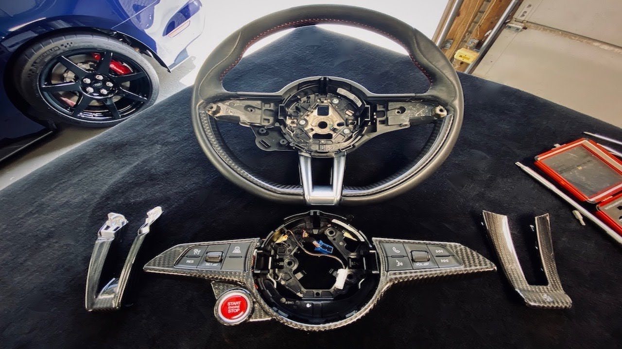 Alfa Romeo Giulia Koshi Steering Wheel Carbon Fiber Installation