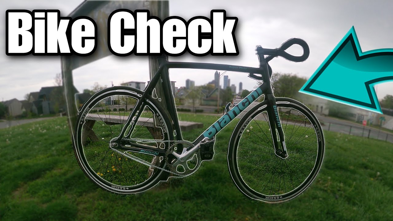 Проверка велосипеда и сумки Bianchi Super Pista Fixed Gear