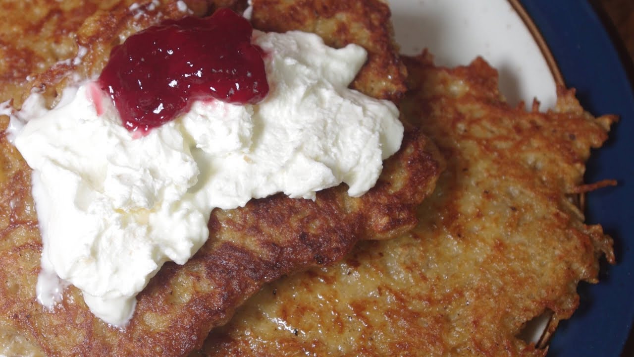 How To Make Kartoffelpuffer (German Potato Pancakes) - Recipe