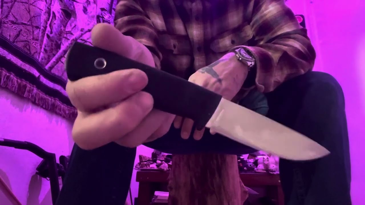 The Fallkniven F1 (a proper tool)
