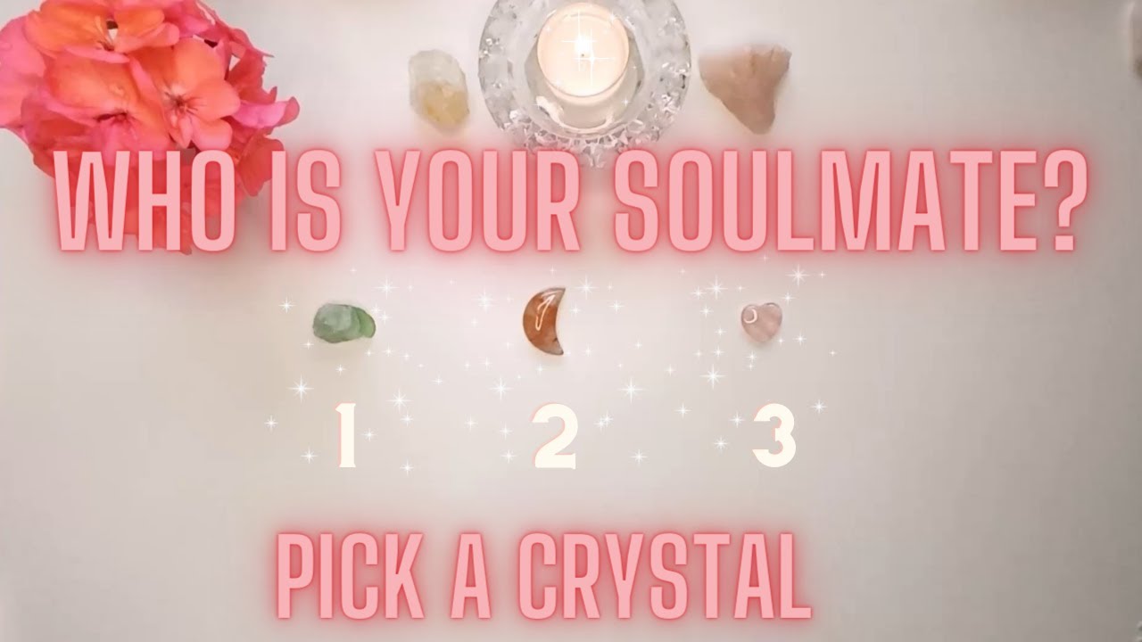 💕Who is your Soulmate?💕 Pick a Card 🌸 Timeless Tarot Reading 🌸✨