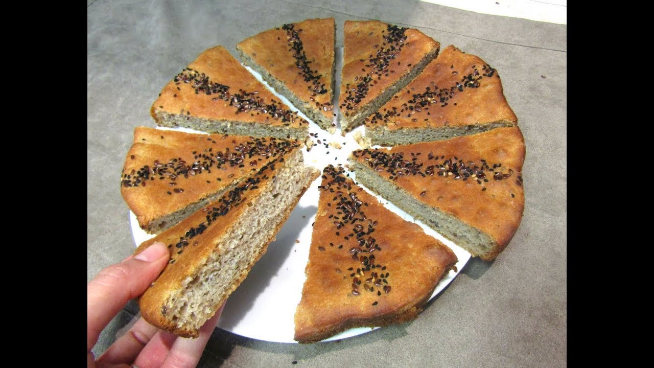 خبز الدار بدقيق القمح الكامل  في 10دقائق  بالملعقة فقط رطب و خفيف للفطور PAIN MAISON EN 10 MIN