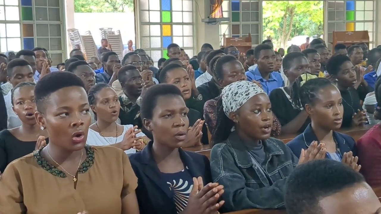 BWANA UTUHURUMIE – MKOMAGU | KWAYA MT. MARIA CONSOLATA SUA.