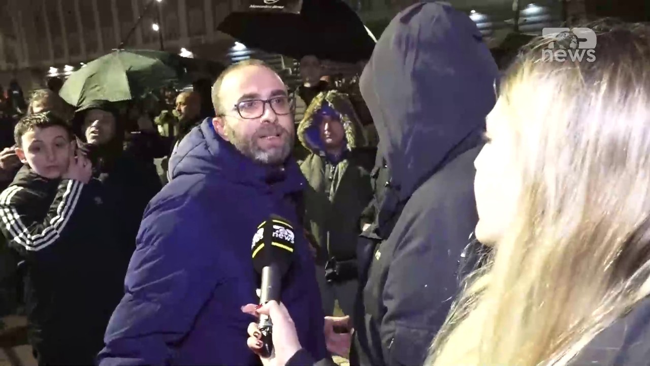 Gazment Bardhi përplaset me gazetaren e Top News/ Orienton protestuesit drejt parlamentit