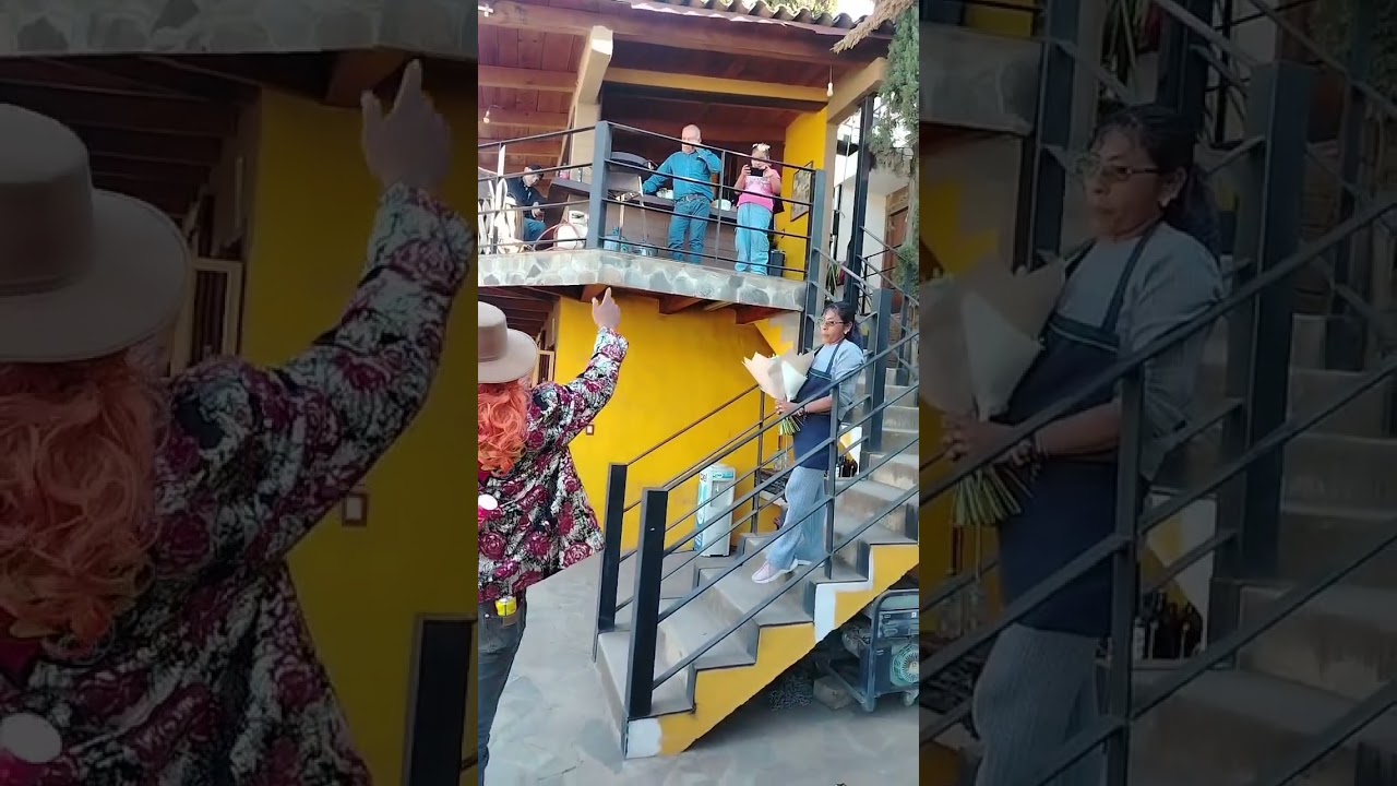 Hermoso 🤩#detalle entrego de flores el #patron felicidades 🥳 a doña Micaela hermoso 
