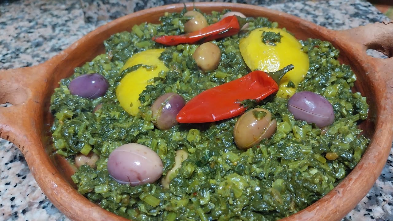 طريقة التحضير البقولة(الخبيزة)بطريقة سهلة وبسيطة بزربة كتوجد تستحق التجربة👌🏻😋👌🏻😋💯💯