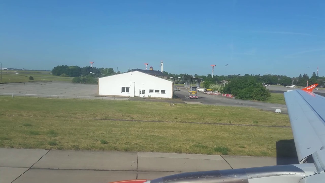 01 Airportshuttle, Taxiway and Take off from SXF to FAO EZY4735/U24735