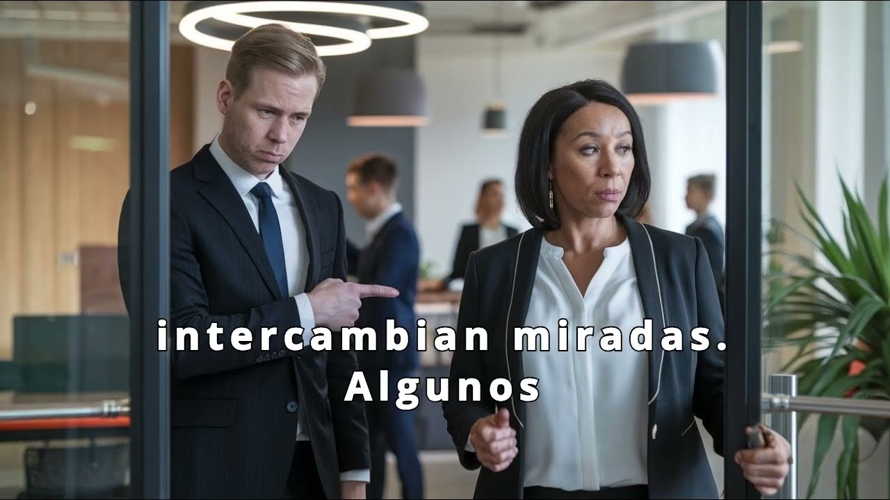 Un gerente humilla y expulsa a la madre de su jefe por ser negra, pero él termina