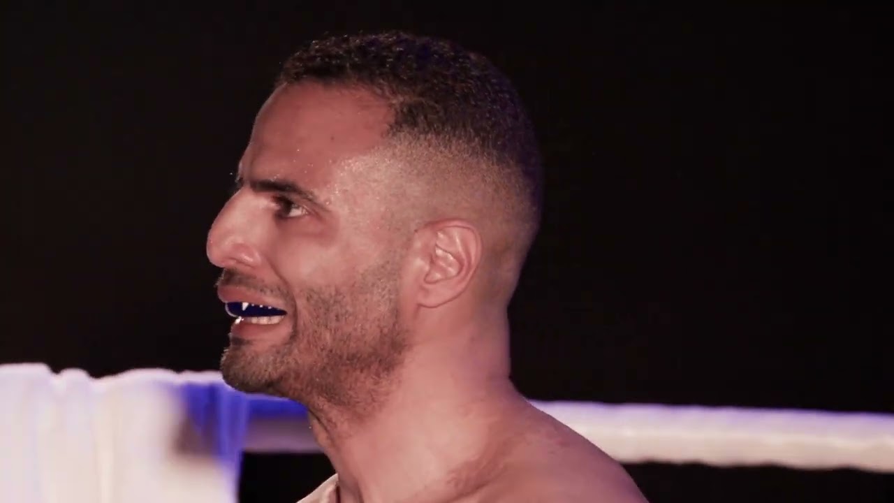 Kamel Zup25 Chessboxing championnat du monde 2023 théâtre de la mer Sete boxe et échecs World champ