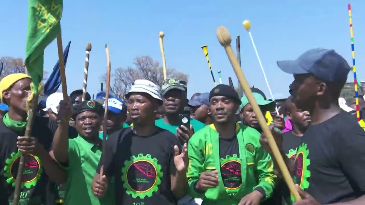 AMCU MUSIC - AWUSOZE ULIBONE IZULU