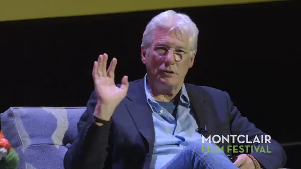 Richard Gere In Conversation with Stephen Colbert on his suburban background (2/5)