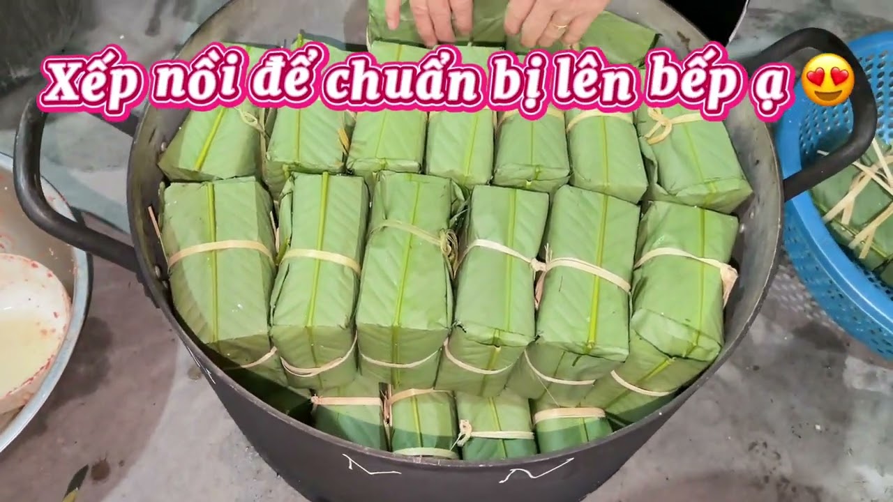 Gói bánh chưng giúp đỡ gia đình khó khăn tết thêm ấm !Giáo xứ Thiện Mỹ giáo phận phát diệm ✅