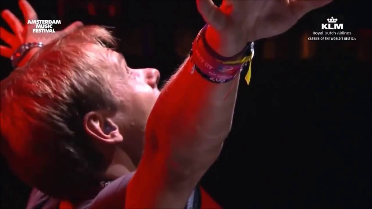 ARMIN VAN BUUREN -  HYSTEREO (AMSTERDAM MUSIC FESTIVAL 2014)