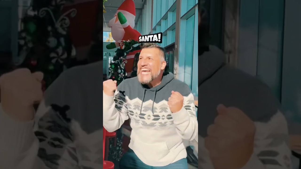 Santa! 🎅🏽 I know him.
