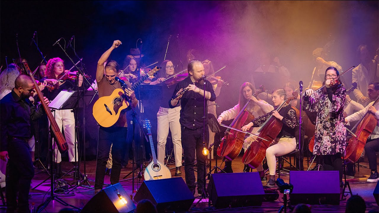 Mafrina & Muineira (Noreia & Komorni orkester NOVA)