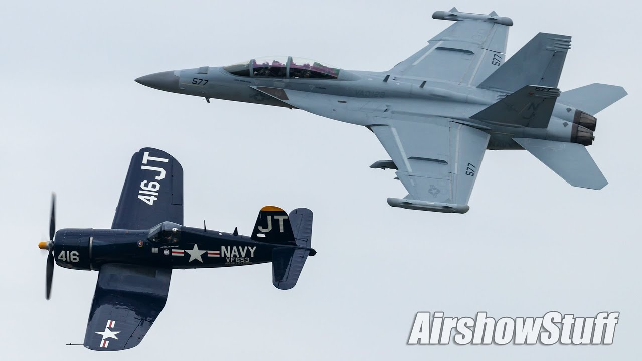 EA-18G Growler Flybys and F4U Corsair Legacy Flight - Thunder Over Michigan 2021