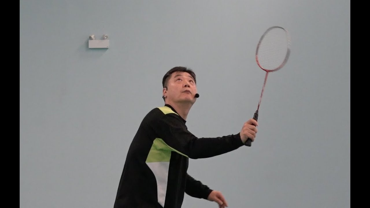 Badminton-Backhand Clear: The Most Powerfull Hitting Skill  