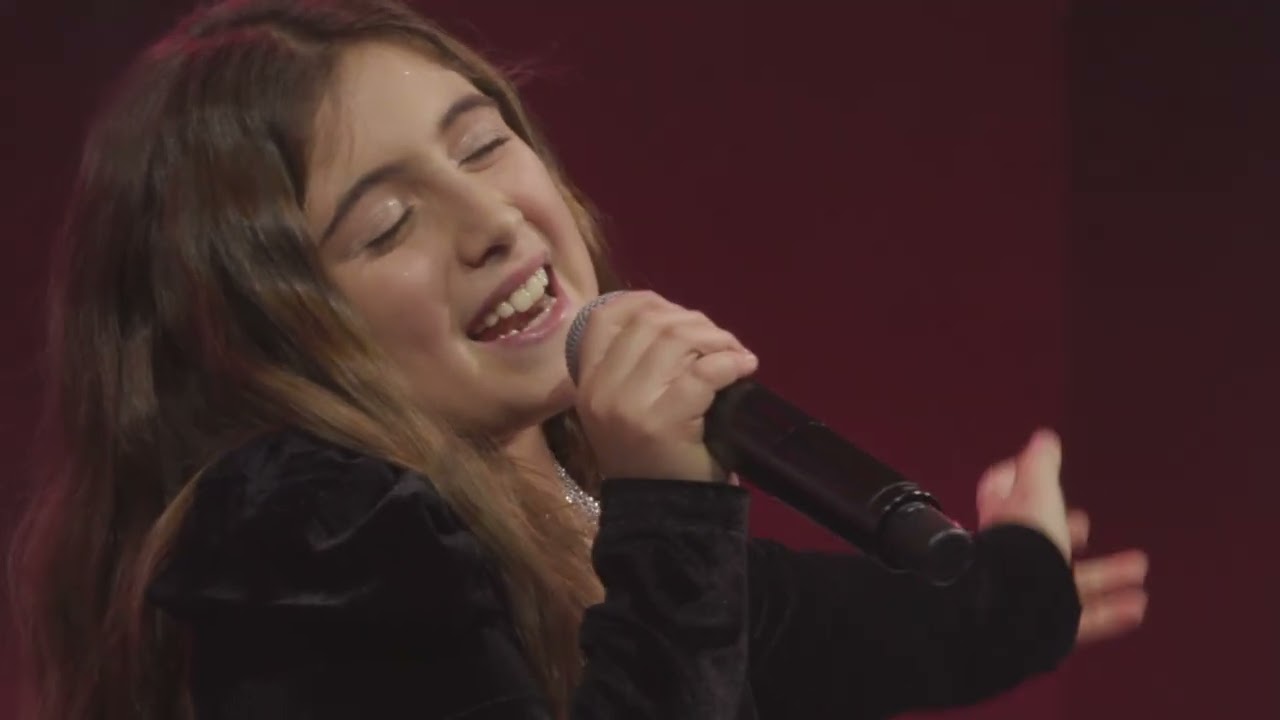 #Mariapaola canta 