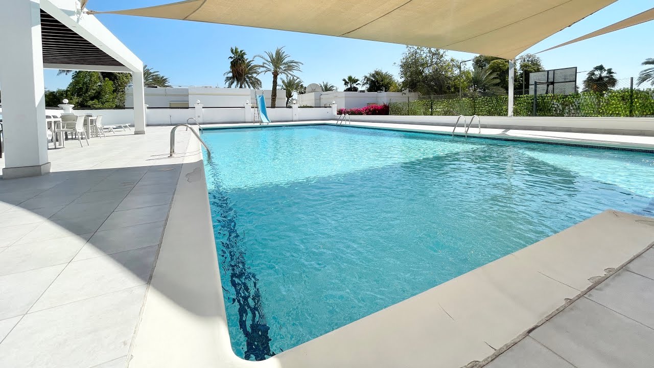 SPACIOUS FAMILY VILLA | 3BHK | PRIME LOCATION (Instant HJ 67)