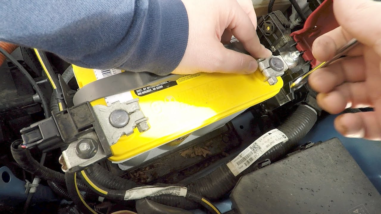 Staff Car Update: Nissan LEAF 12-Volt Battery Upgrade (Optima YellowTop G51R)